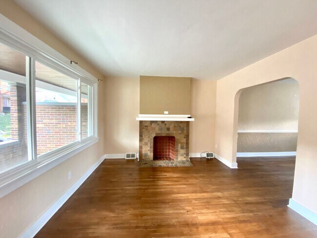 Foto del edificio - 2929-2931-2931 Clermont Ave