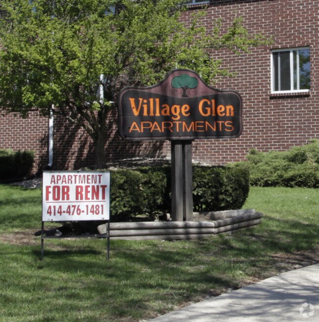 Village Glen Apartments Rentals Germantown, WI