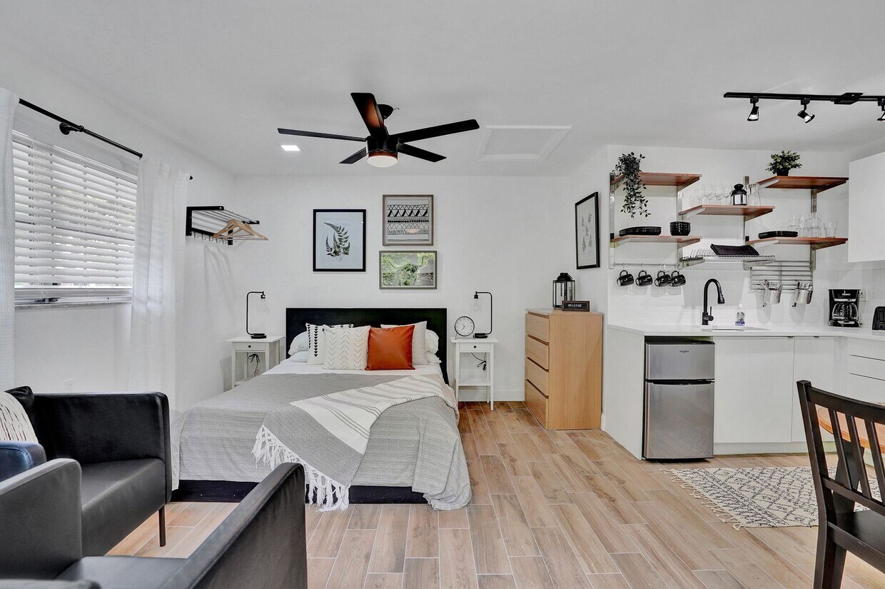 Photo - 3218 SE 11 street unit B