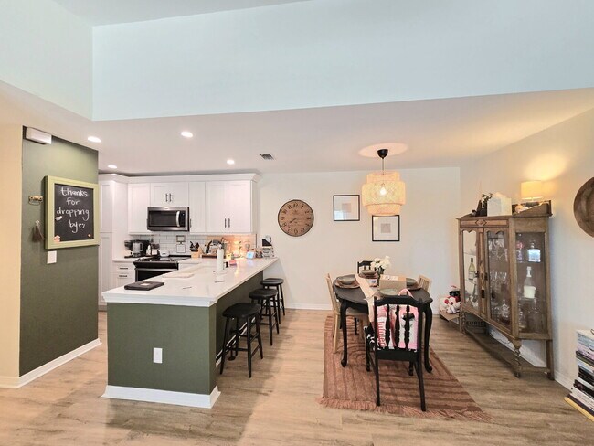 Foto del edificio - 13275 Whitehaven Ln