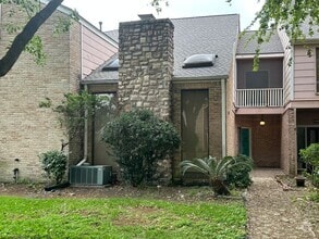 Building Photo - 17132 Beaver Springs Dr