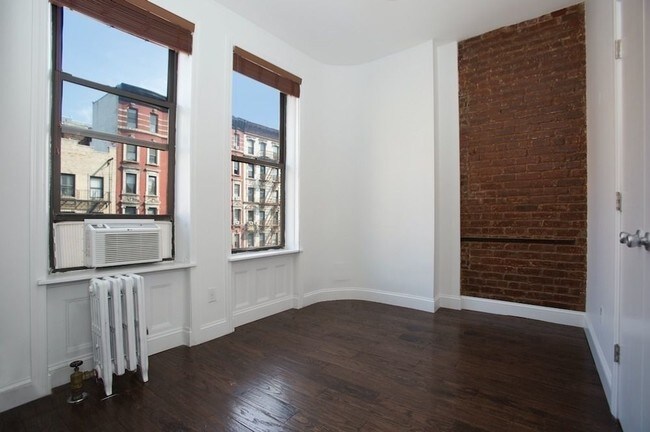 Building Photo - 97 2nd Ave