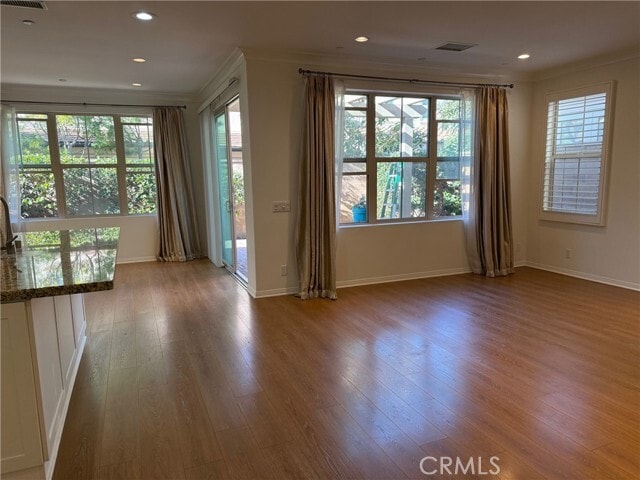 Building Photo - 205 Denison