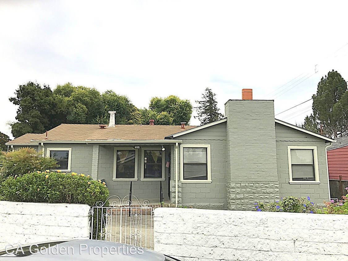 Primary Photo - 3 br, 1 bath House - 489 Meek Ave