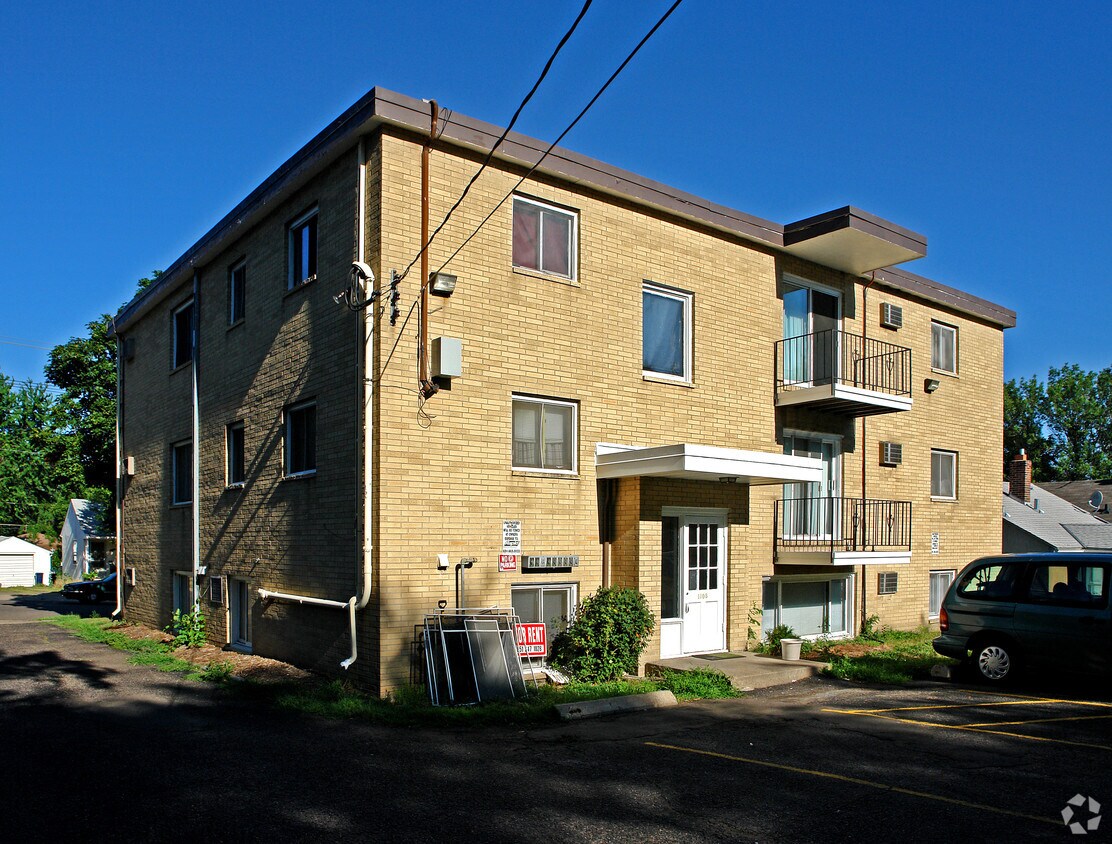 Primary Photo - 1108 Western Ave N