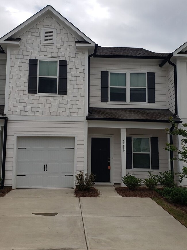 Building Photo - 3BD/2.5BTH Townhome - Belmont - AVAILABLE ...
