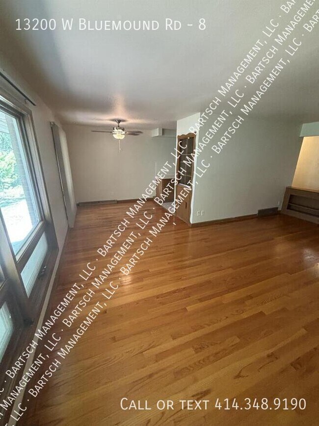 Foto del edificio - 13200 W Bluemound Rd