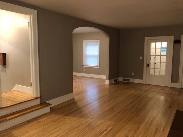 Foto del edificio - 517 Brookland Park Dr