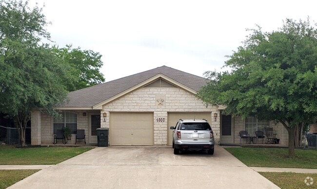 Building Photo - 4803 John David Dr