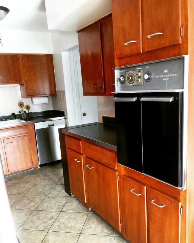 Foto del edificio - 5957 N Elston Ave