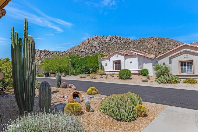 Building Photo - 11539 E Bronco Trail