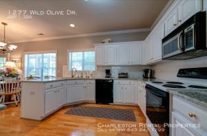 Photo - 1277 Wild Olive Dr House