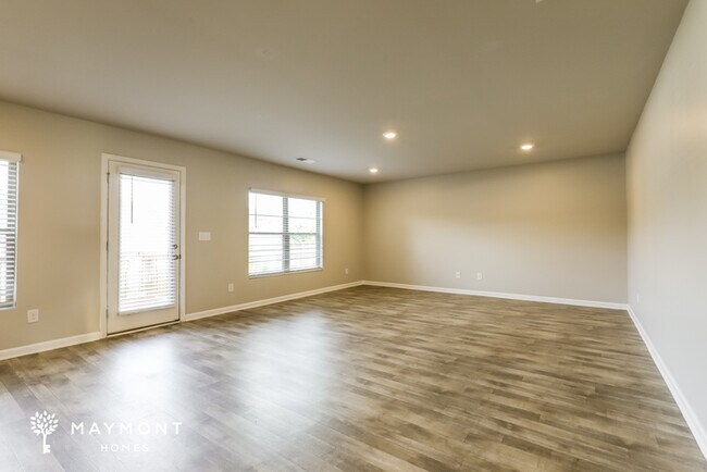 Building Photo - 441 Toronto Cir