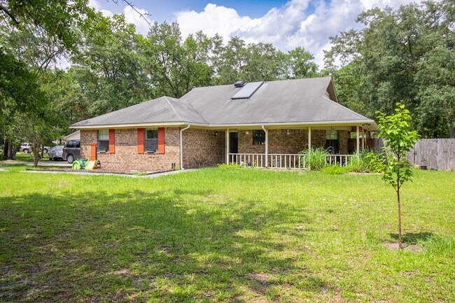 Foto del edificio - 21 Pinewood Ln