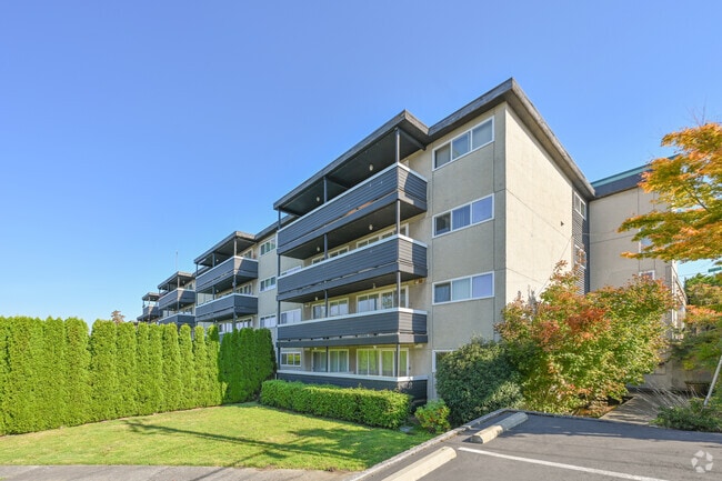 Building Photo - The Mauna Kea Apartments (Age-Restricted/55+)