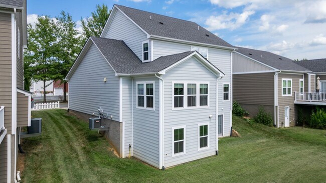 Foto del edificio - 1913 Delila Dr