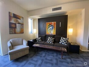 Building Photo - 445 Island
