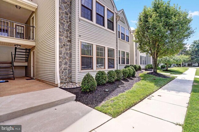 Building Photo - 69 Bridgewater Dr