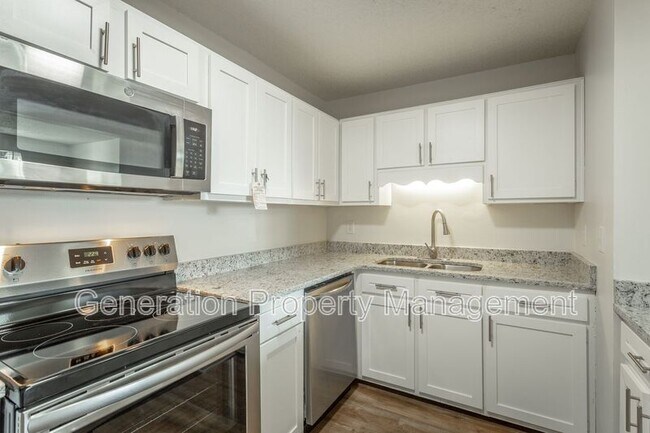 Foto del edificio - 127 Goodson Ave