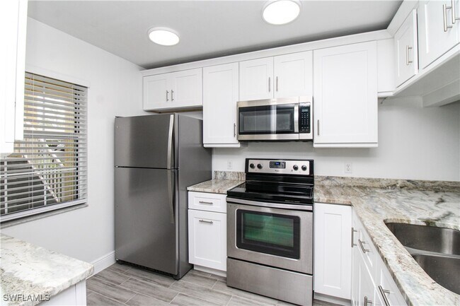 Foto del edificio - 2566 Kings Lake Blvd