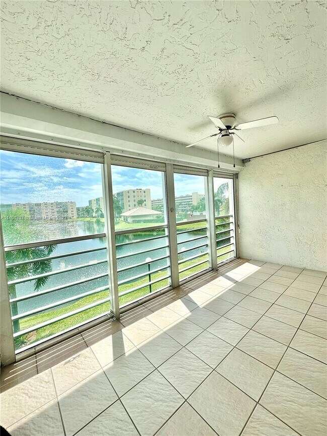 141 SE 3rd Ave Unit 206, Dania Beach, FL 33004 Condo for Rent in