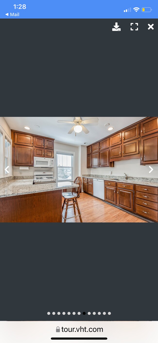 Building Photo - 2770 Prairie Ave