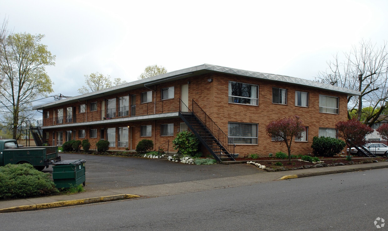 Primary Photo - Cabana Apartments