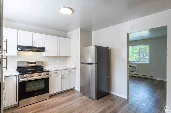 2BR, 1BA - Kitchen - Madison Terrace Apartments