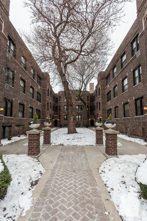 Foto del edificio - 1 bedroom in Chicago IL 60613