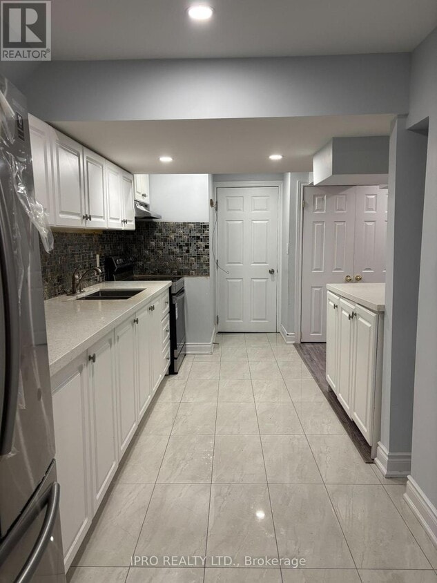Photo principale - 3104 Tours Rd