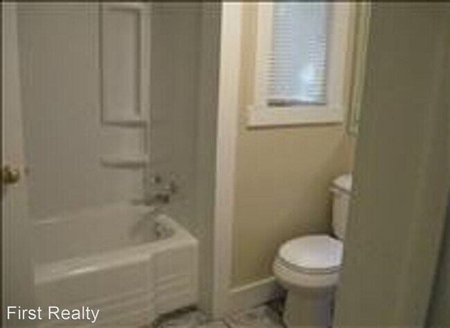 Building Photo - 2 br, 2 bath House - 227 N. Debardeleben St.