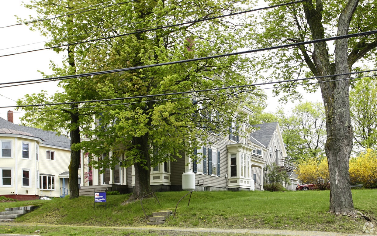 271 Main St, Waterville, ME 04901 Apartments in Waterville, ME
