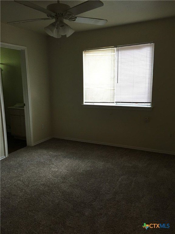Building Photo - 910 Sagewood Trail