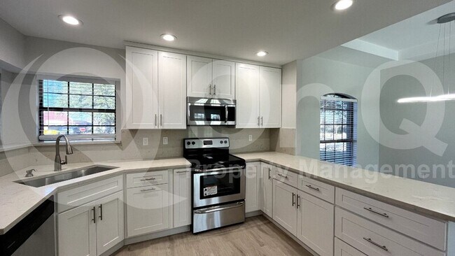 Foto del edificio - 130 Hunters Glen Drive