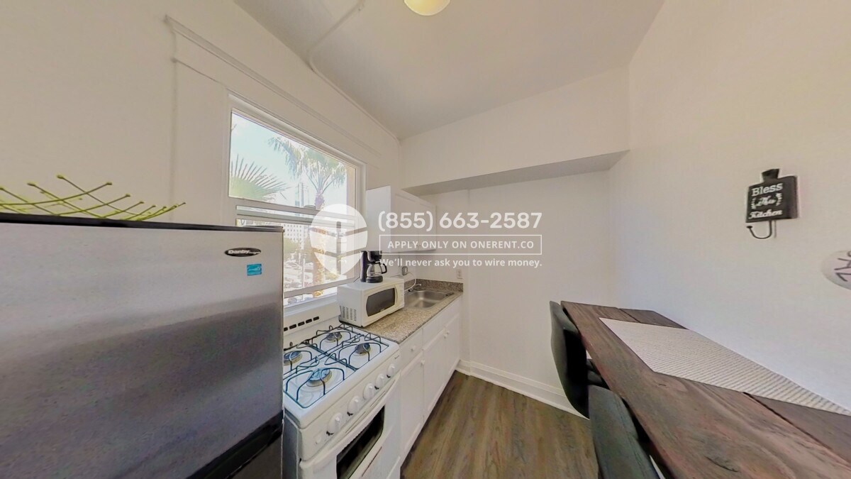 Primary Photo - 1241 W 6th St