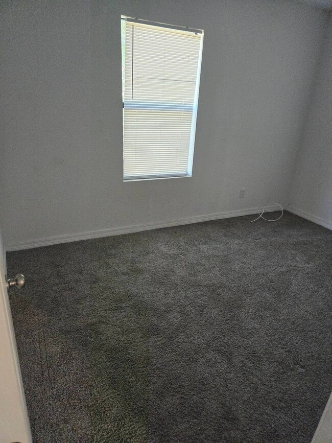 Bedroom 2 - 940 Mackinaw St