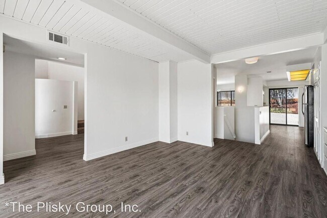 Building Photo - 2 br, 2.5 bath House - 591 Tree Top Lane