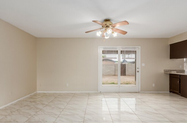 Foto del edificio - Great Chandler location with no HOA!!!