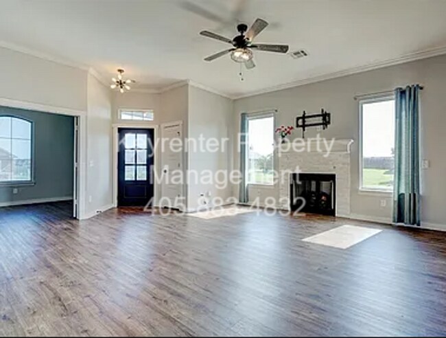 Foto del edificio - LIMITED TIME: 50% OFF FIRST MONTH’S RENT Magnificent 3BD/2BTH home in Council Ridge