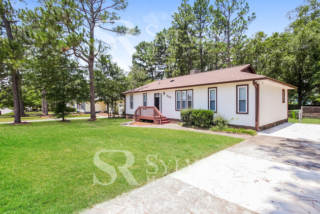 Building Photo - Cute 3BR 2BA Home