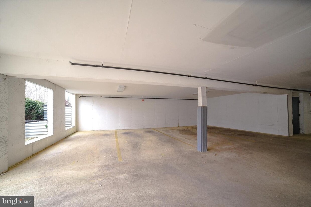 45502 Westmeath Way Unit C21, CALIFORNIA, MD 20619 Room for Rent in