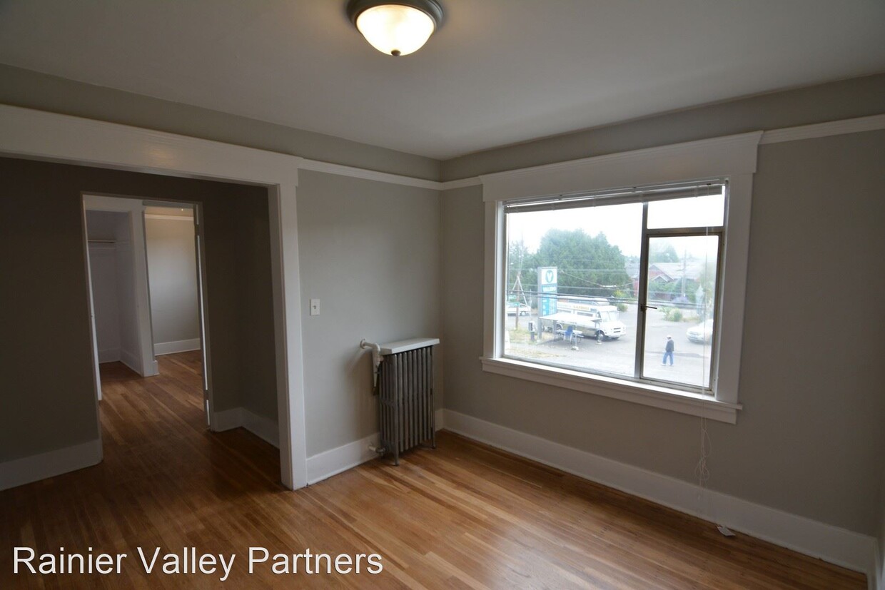 Primary Photo - 3013 Beacon Ave S