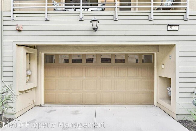 Foto del edificio - 3 br, 3.5 bath House - 911 White Moonstone...