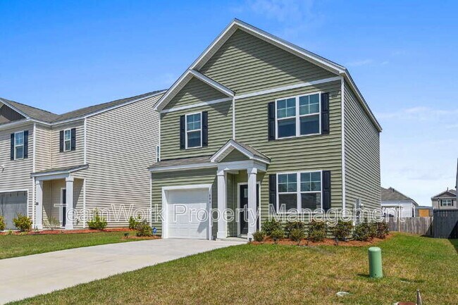 Foto del edificio - 806 Lilyford Ln