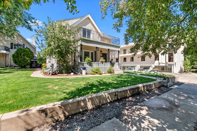 Foto del edificio - 1151 Monroe St