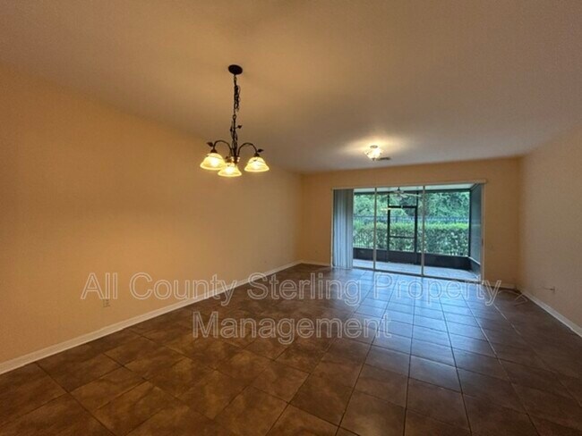 Foto del edificio - 5052 Hawkstone Dr