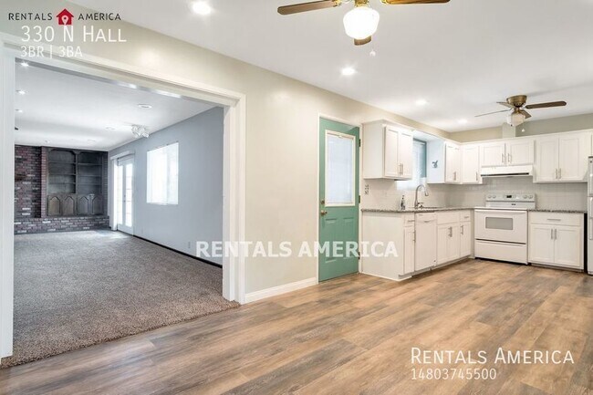 Foto del edificio - 3 Bedroom, and detached guest suite! Lands...