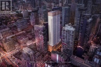 Building Photo - 400 King St W