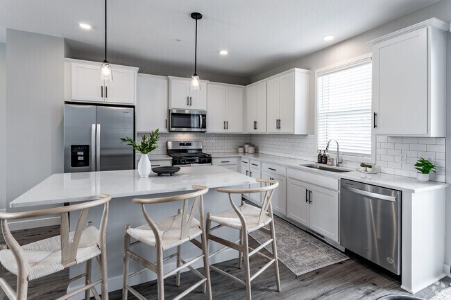 Interior Photo - Olive Lane