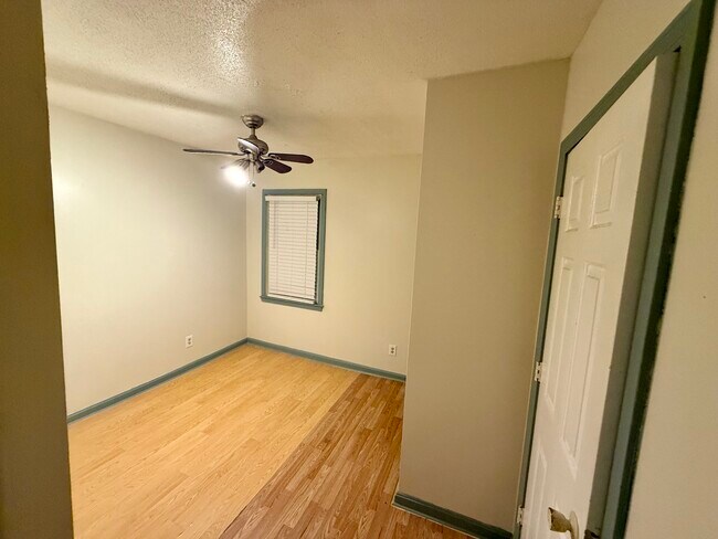 Foto del edificio - 199 Belleville Ave